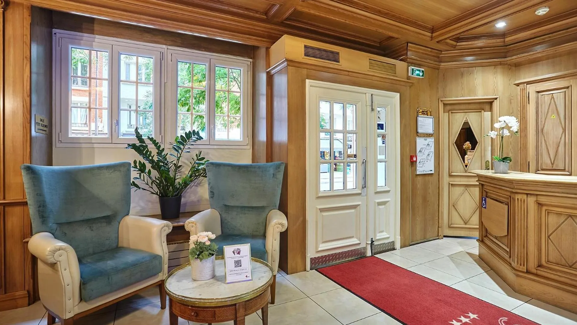 Murat Hotel 3*