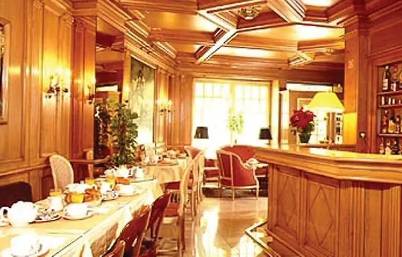 Murat Paris